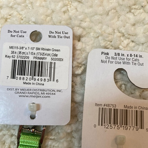 NWT 2 DOG COLLARS RHINESTONE BLING GREEN PAW PRINT PINK - Picture 6 of 6